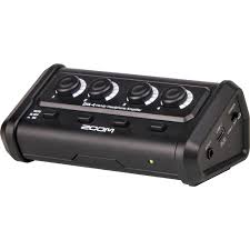 ZHA-4 Handy Headphone Amplifier